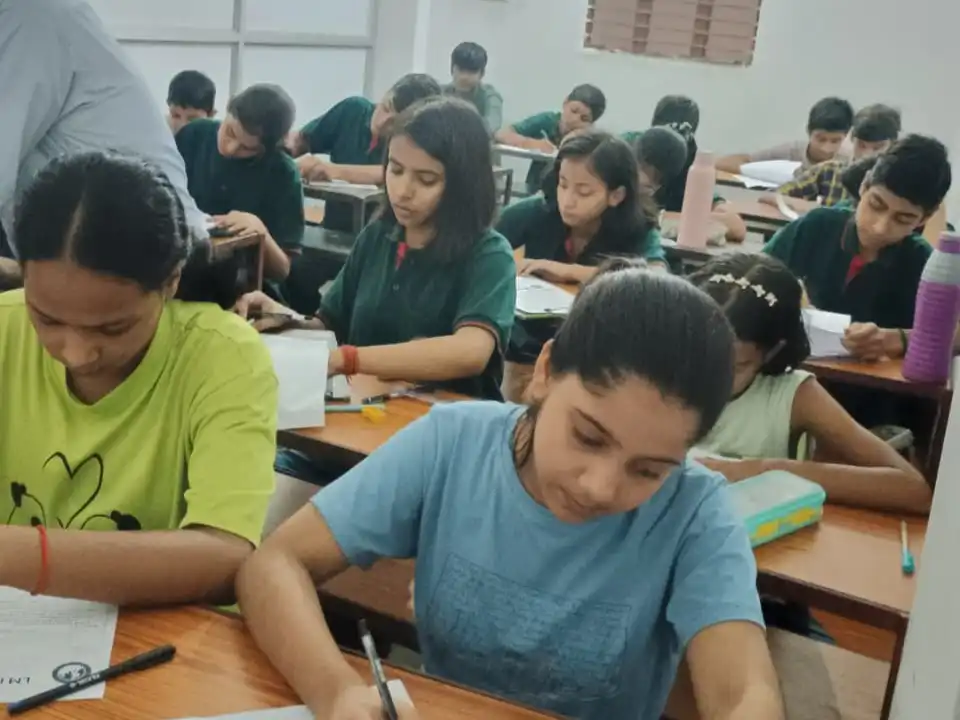 Focused Academic Exam Setting